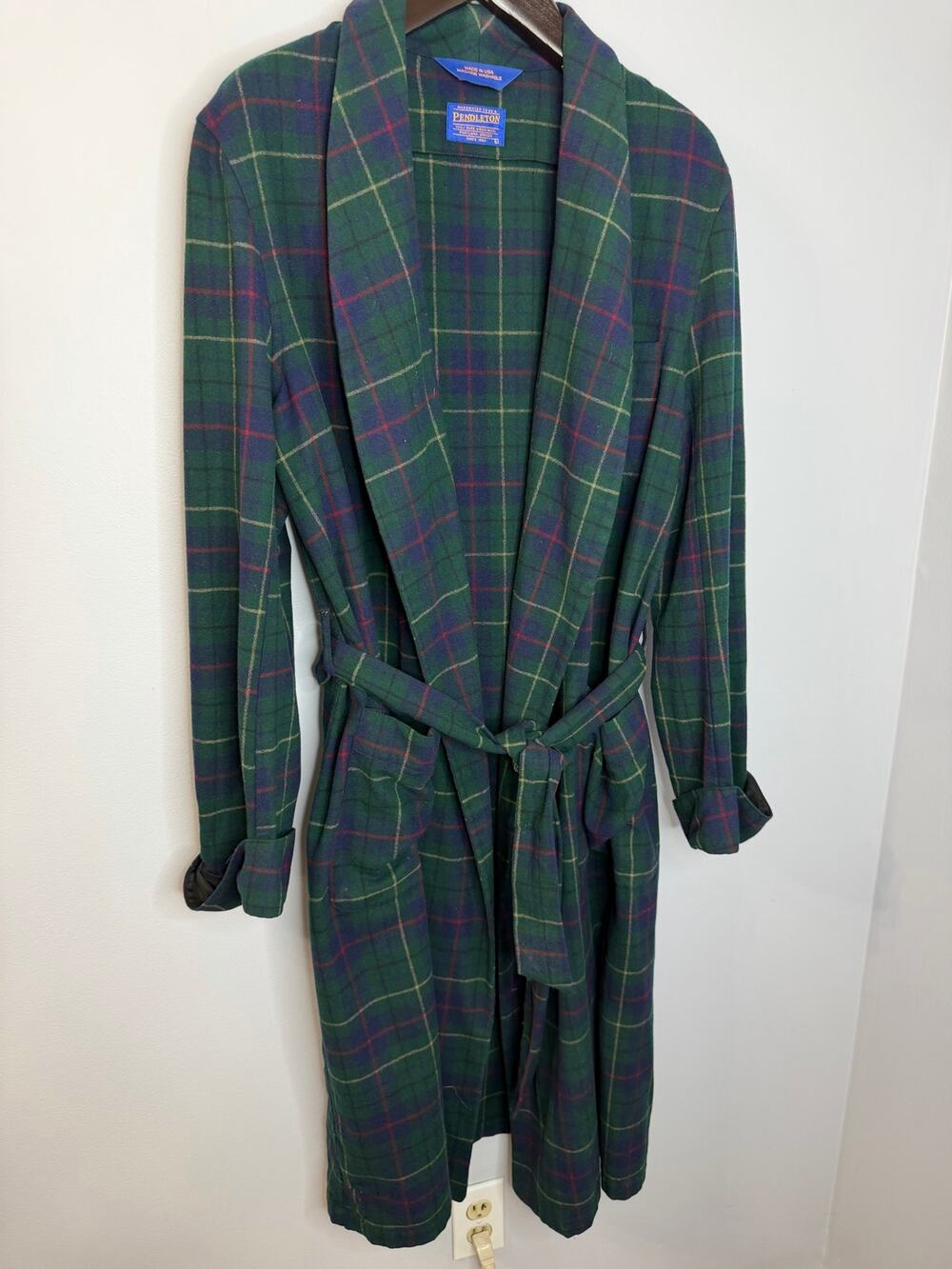 Pendleton Vintage 90s Mens Wool Plaid Tartan Robe Belted Sz L Made in USA